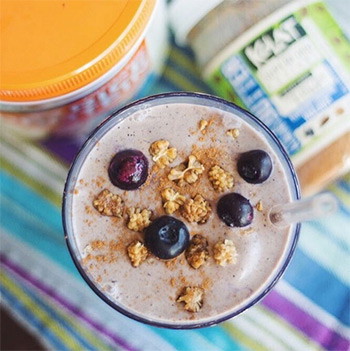 Blueberry Vanilla Cinnamon Roll Protein Shake
