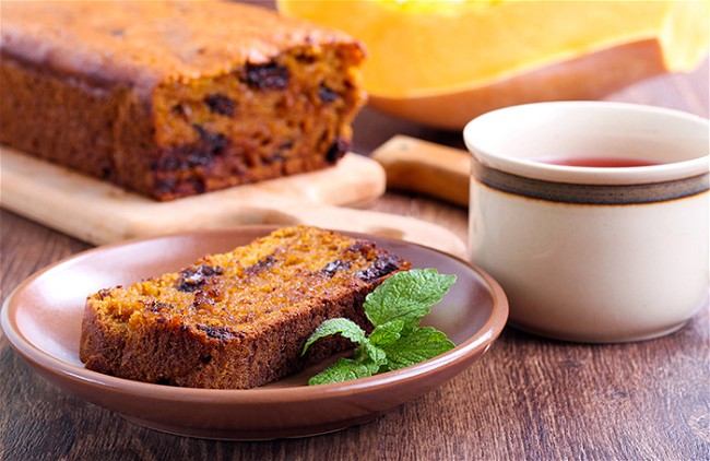 Image of Pumpkin Chocolate Chip Cake