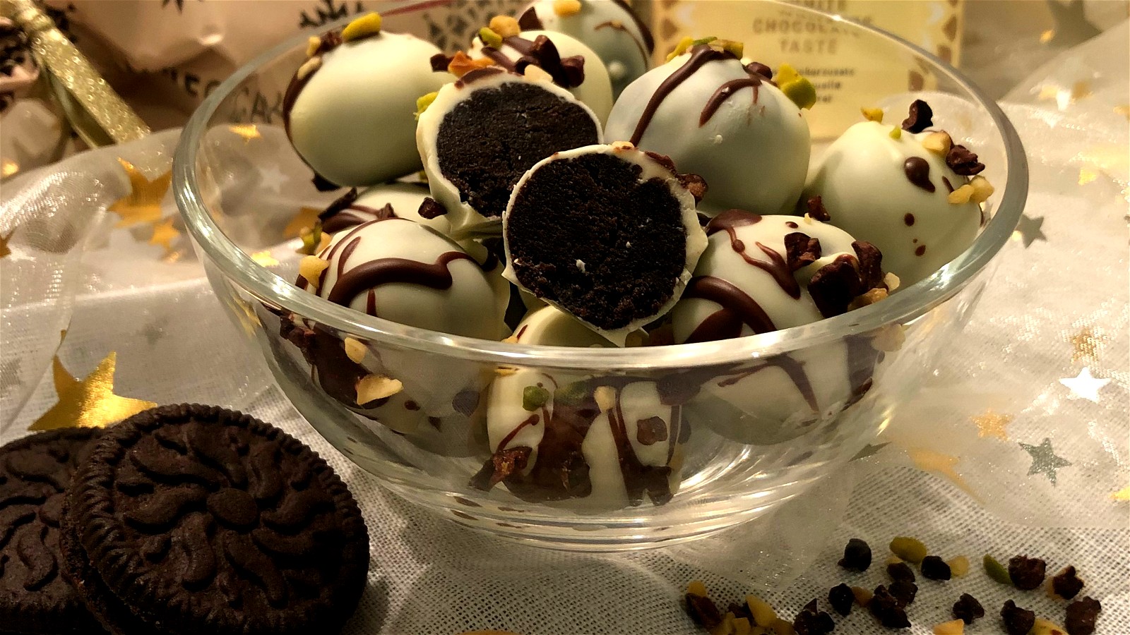 Image of COOKIES & CREAM PRALINEN