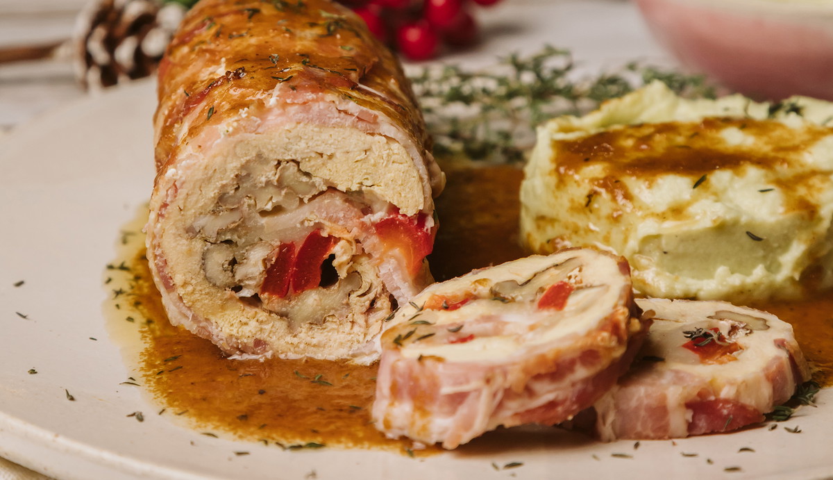 Redondo de pollo con salsa gravy