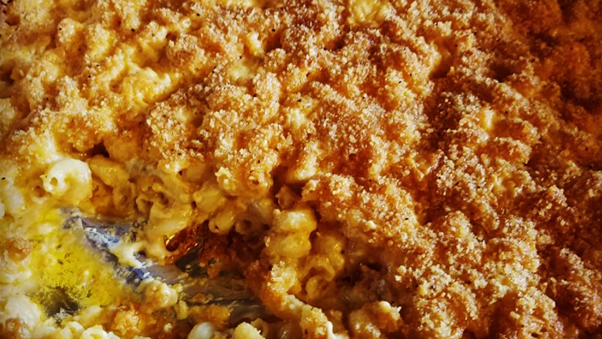 Image of Amazing Smoked Mac N Cheese!