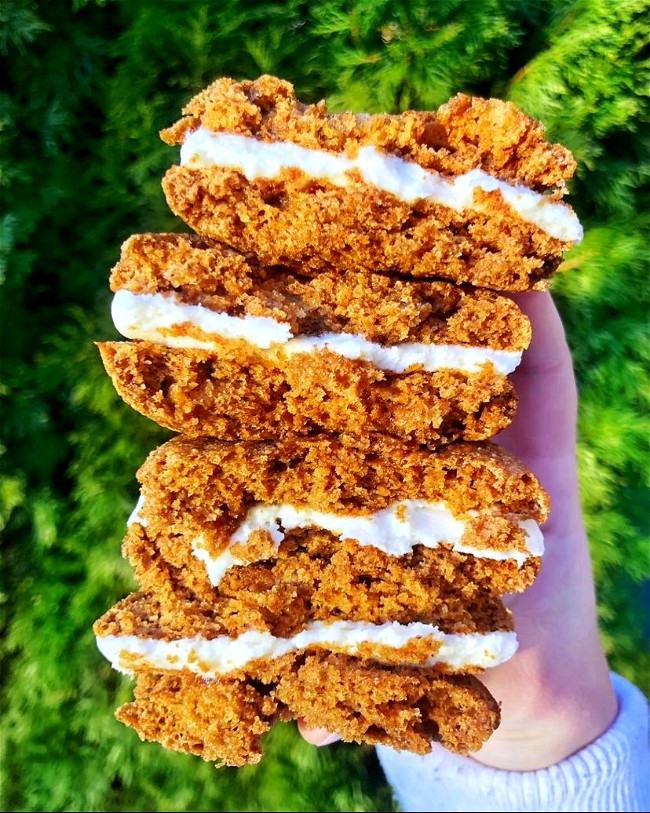 Image of Gingersnap Banana Bread Whoopie Pies