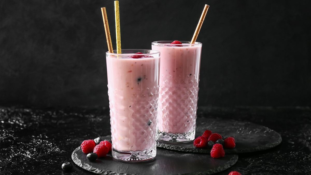 Image of Wild Berry goes Pink Drink!