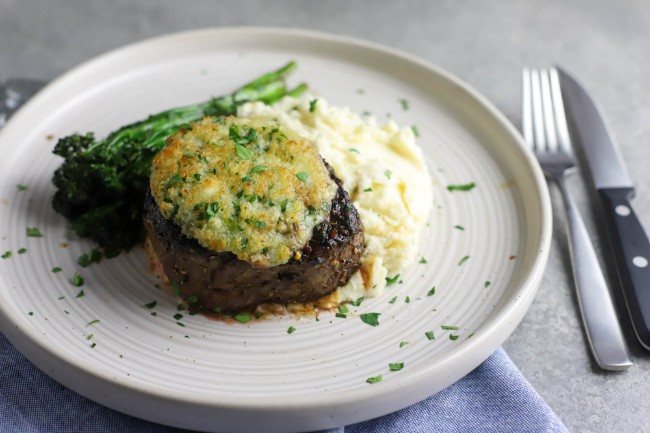 small Christmas eve recipes - Blue cheese crusted beef filets