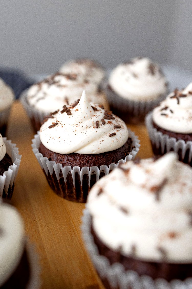 Image of Allow cupcakes to completely cool before adding the frosting to...