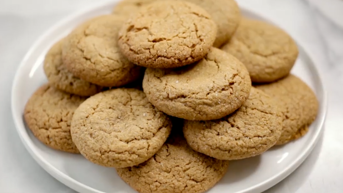Image of Ginger Molasses Cookies by Kaylie's Healthy Recipes