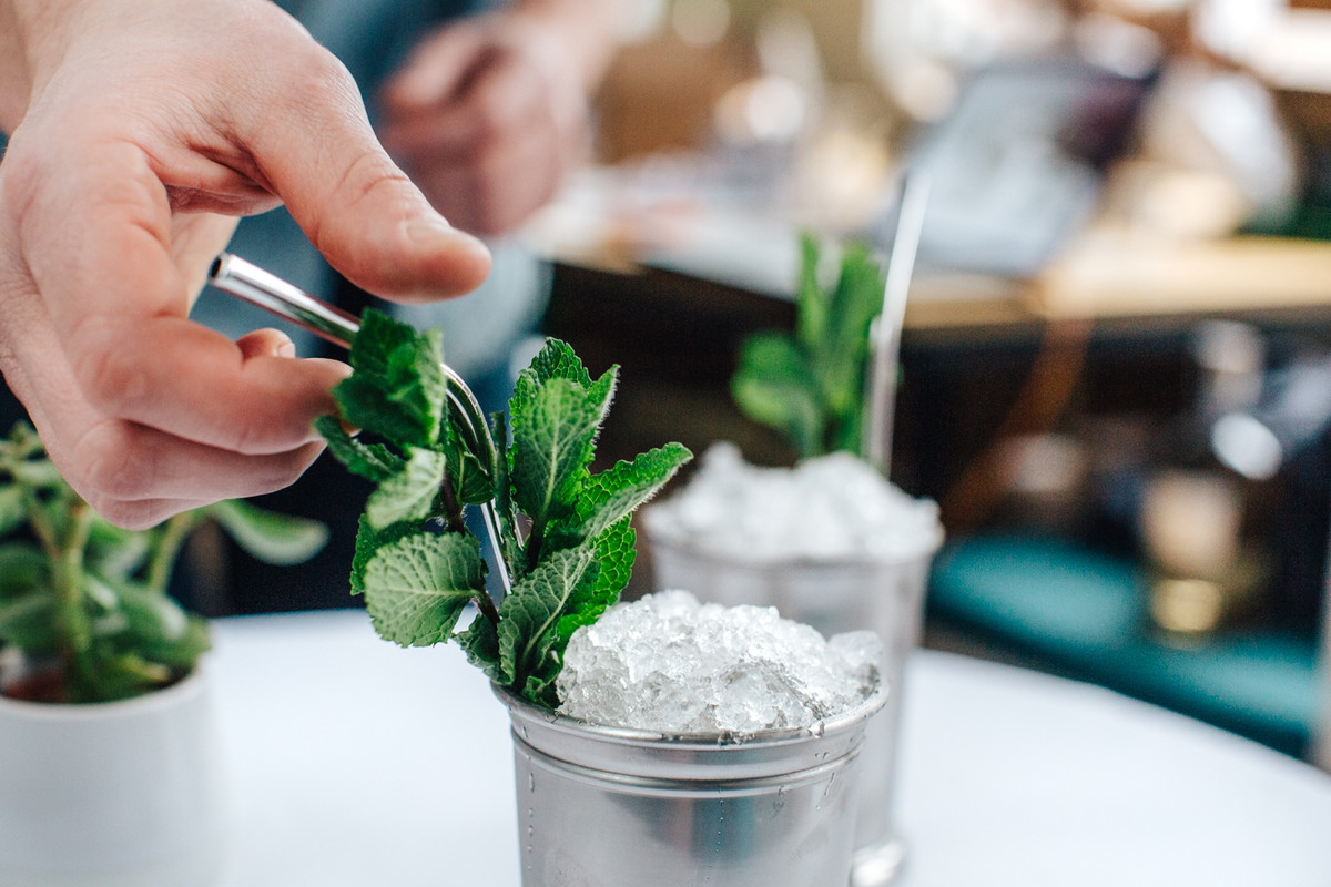 <h1>RUM & PEACH JULEP</h1>