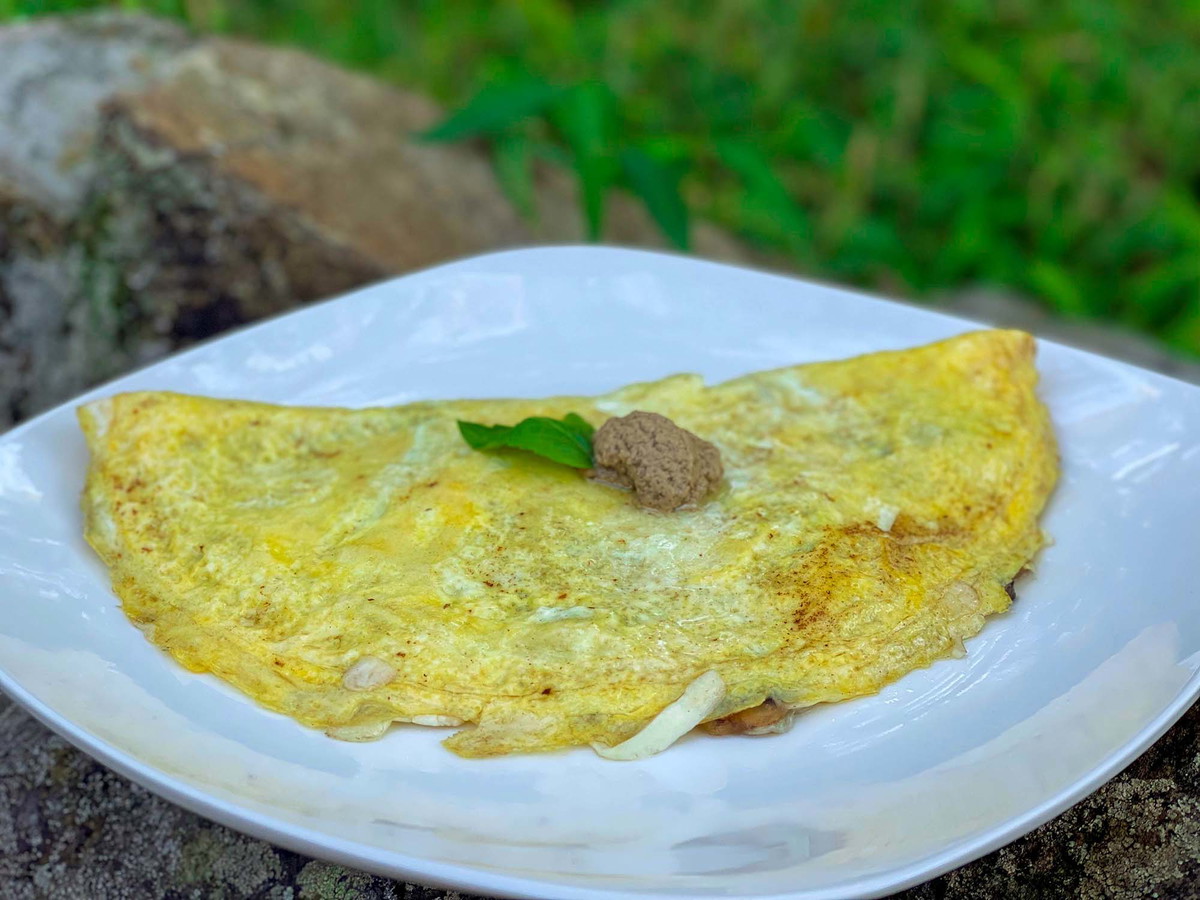 Easy White Truffle Omelette