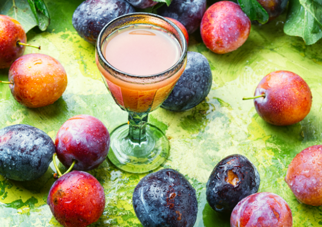 Image of Homemade Plum Wine- Simple and Delicious!