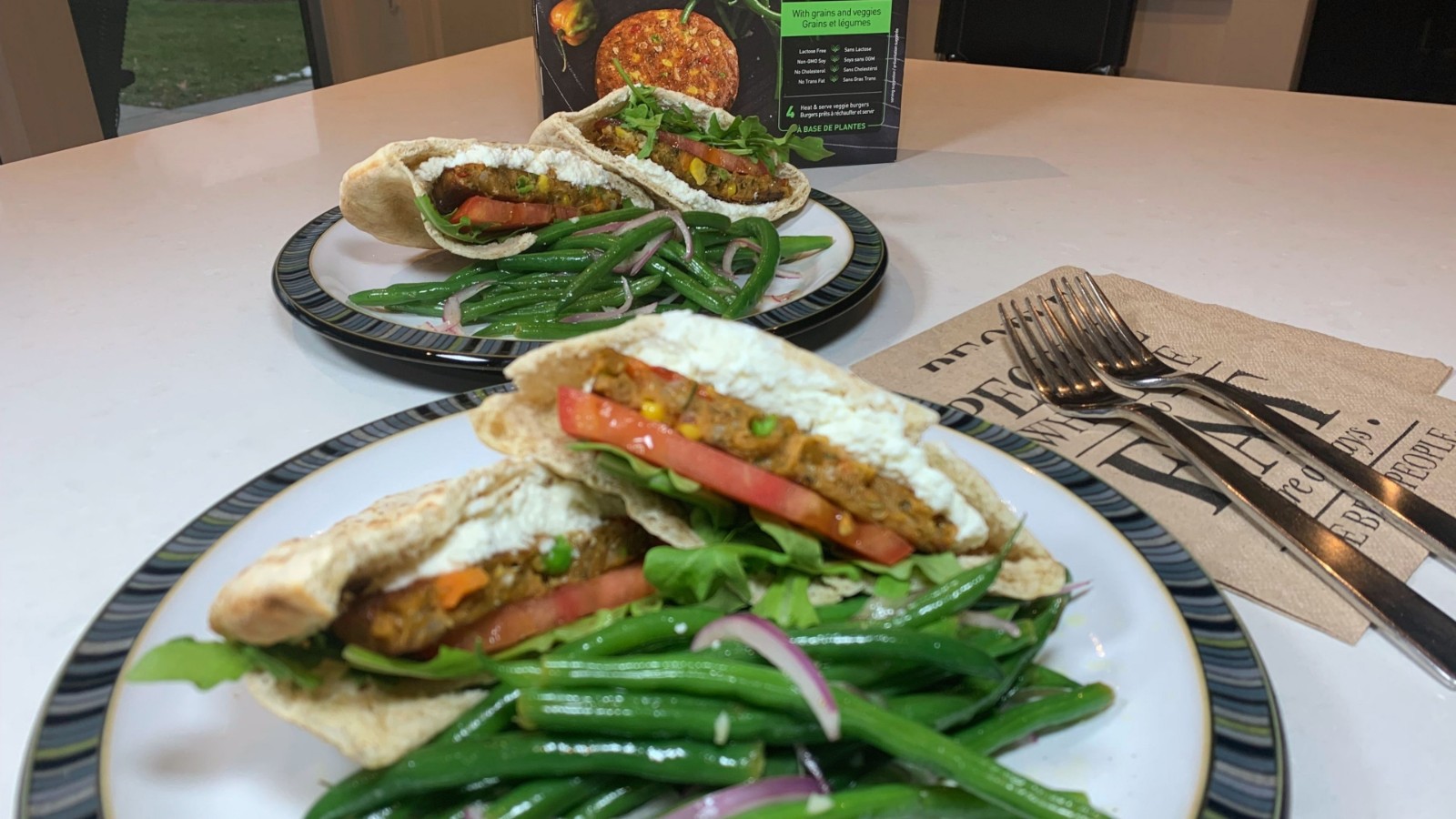 Image of Grainburger Ricotta Pita with Green Beans