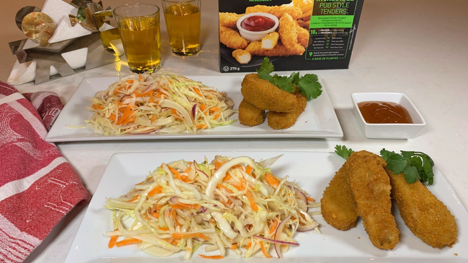 Image d'offres de style pub avec une grosse salade de chou piquante