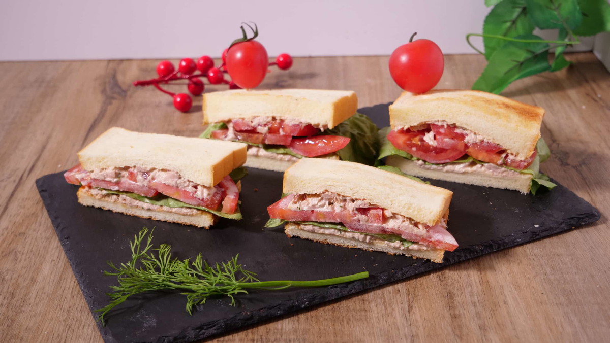 Simple Tuna Sandwiches