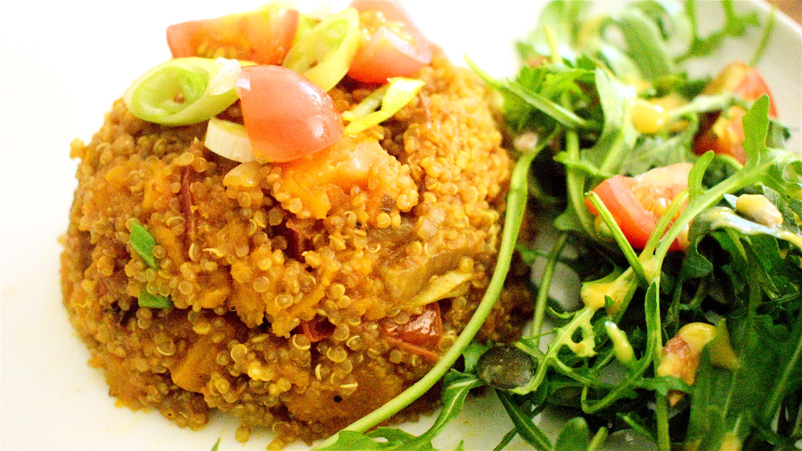 Image of ANBU Dhaba Style Quinoa & Süsskartoffel Eintopf