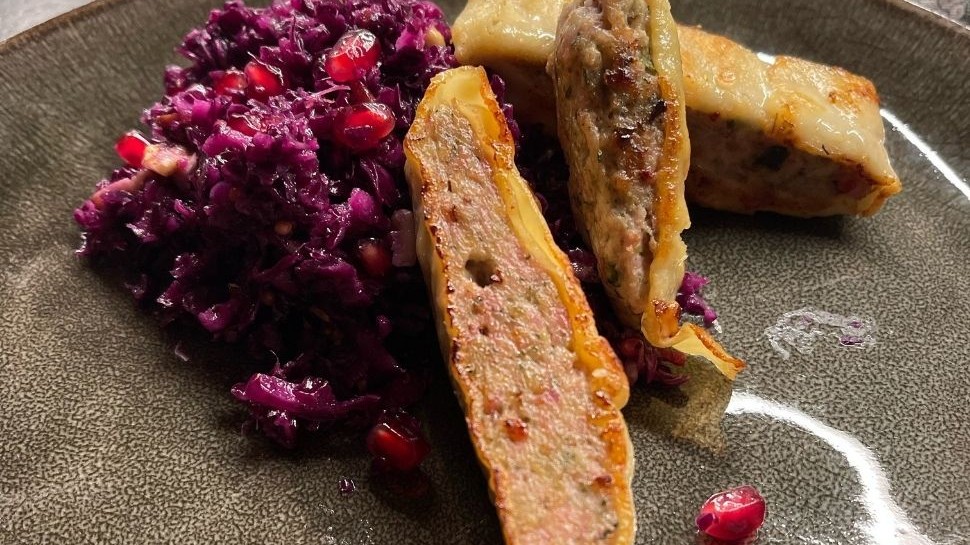 Image of Maultaschen mit Rotkohlsalat