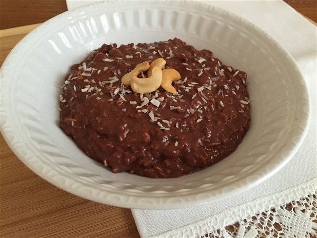 Image of Chocolate Oatmeal with Cashew Butter
