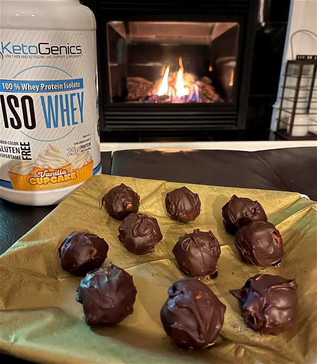 Image of Low Carb Chocolate Chip Cookie Dough Truffles