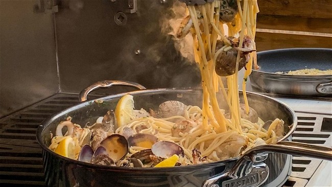 Image of Linguine and Clams