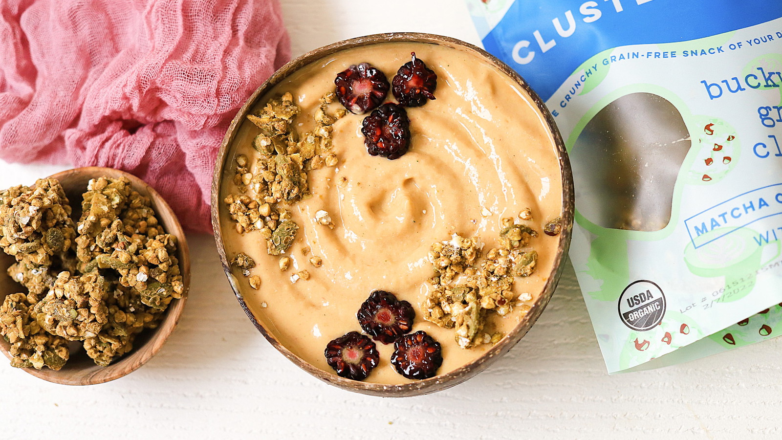 Image of Strawberry Matcha Smoothie Bowl