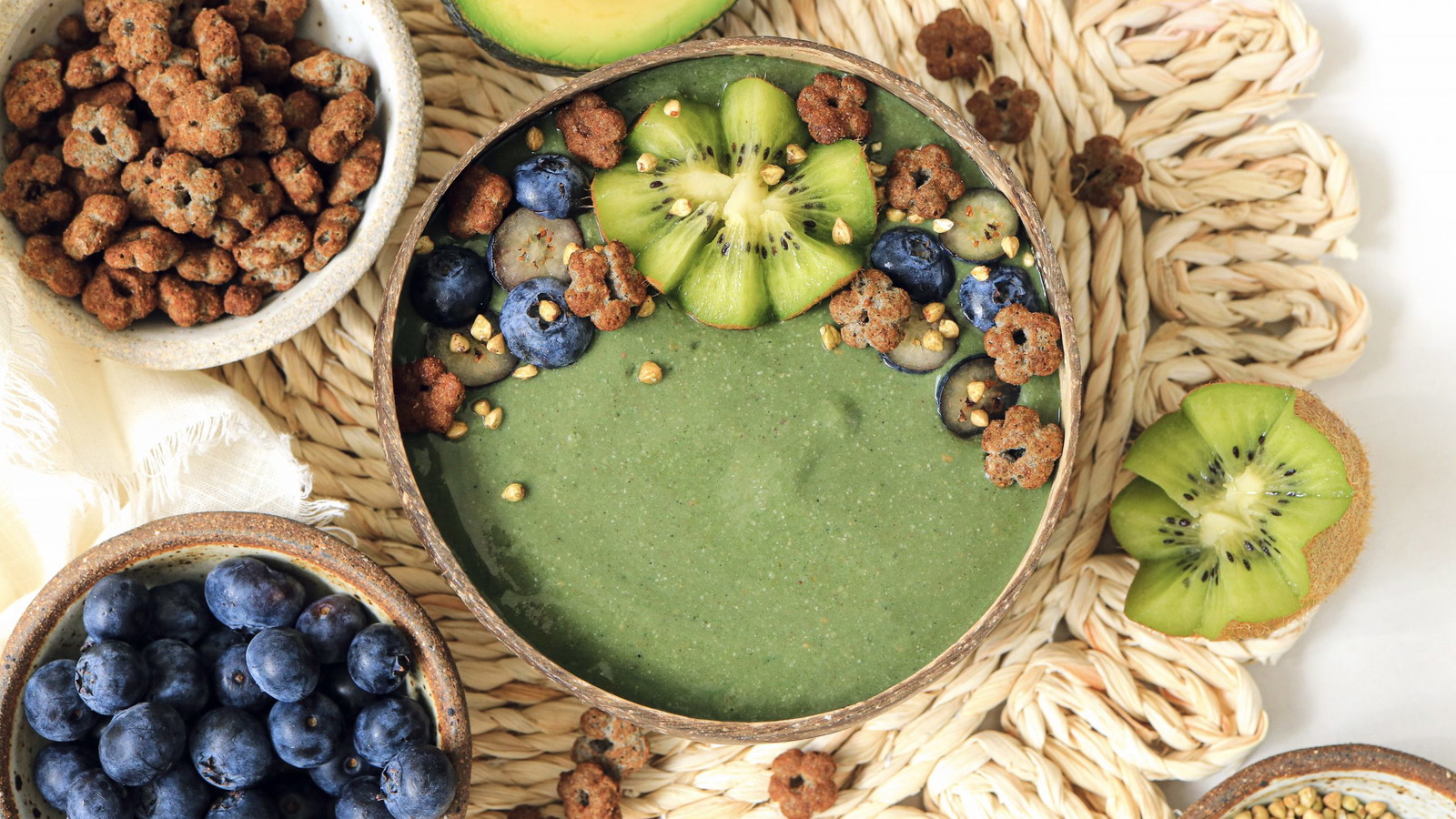 Image of Kiwi Berry Smoothie Bowl