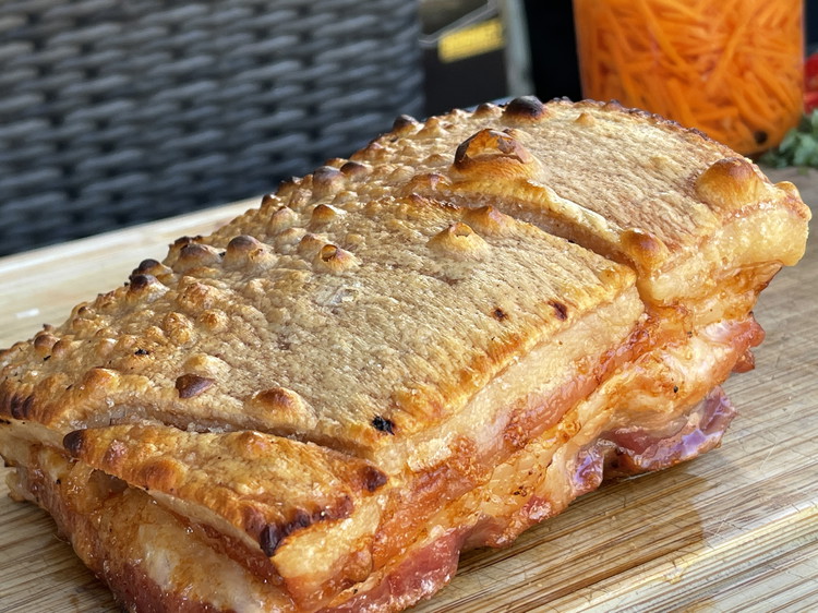 Image of Rest the belly for approx 30 mins. Resting will allow the moisture content to distribute throughout the pork belly and produce a better end result. 