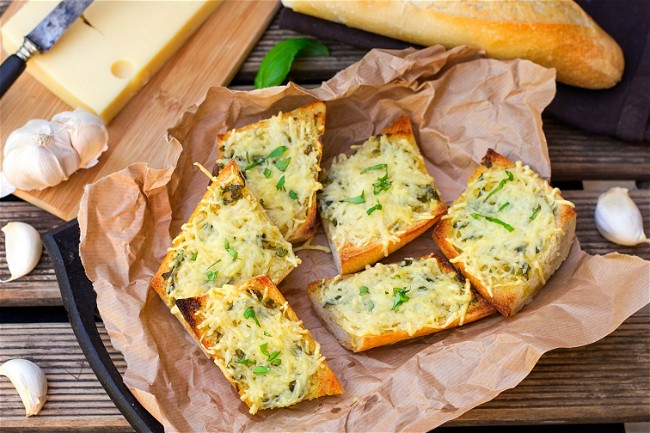 Image of Easy Cheesy Garlic Bread