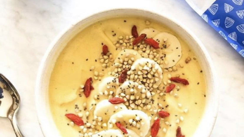 Image of Anneka's Mellow Yellow Smoothie Bowl