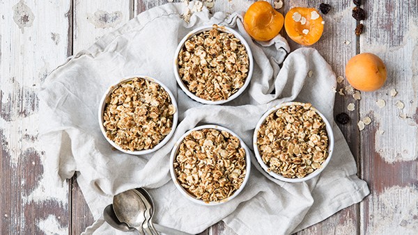 Image of Apricot, Apple & Goldenberry Tigernut Crumble
