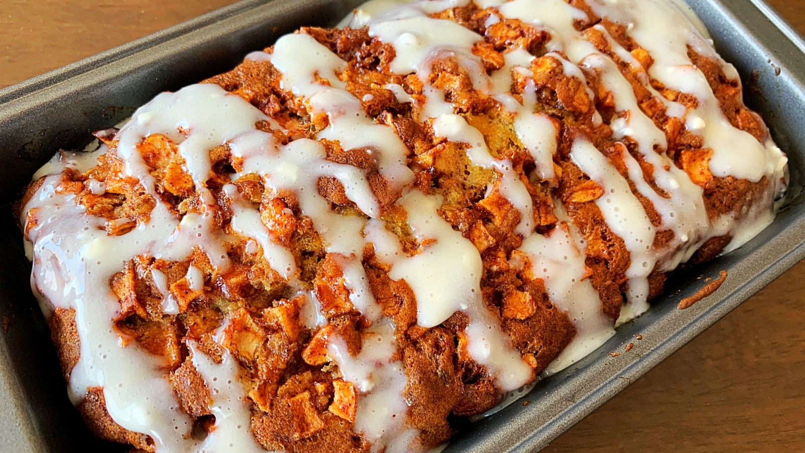 Image of Pain brioché aux pommes