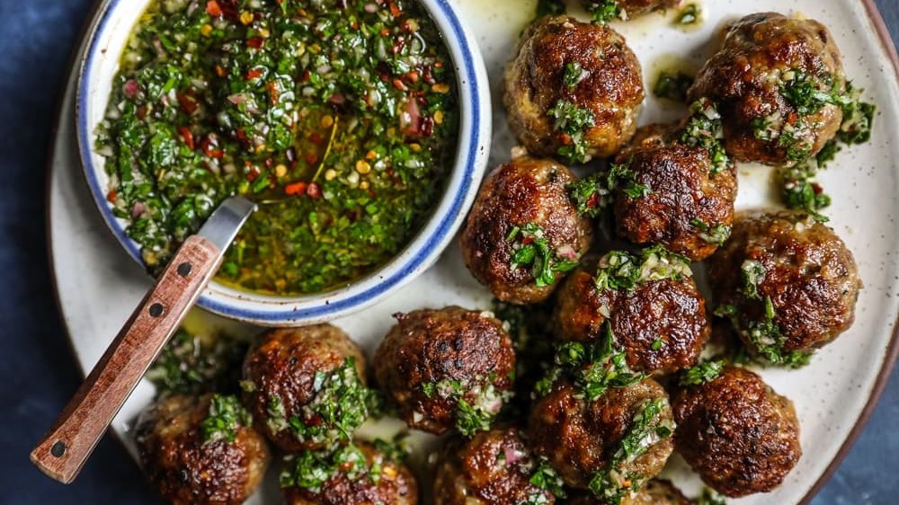 Image of AlbĂłndigas Chimichurri