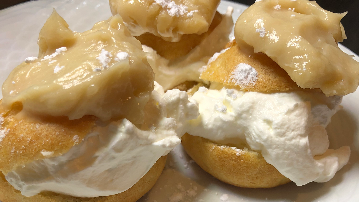 Image of Choux À La Crème À L’Érable