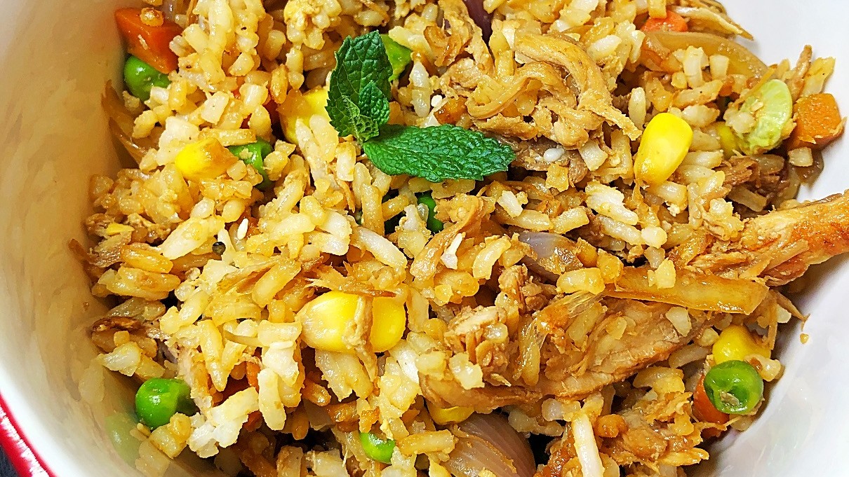 Image of Riz frit au poulet