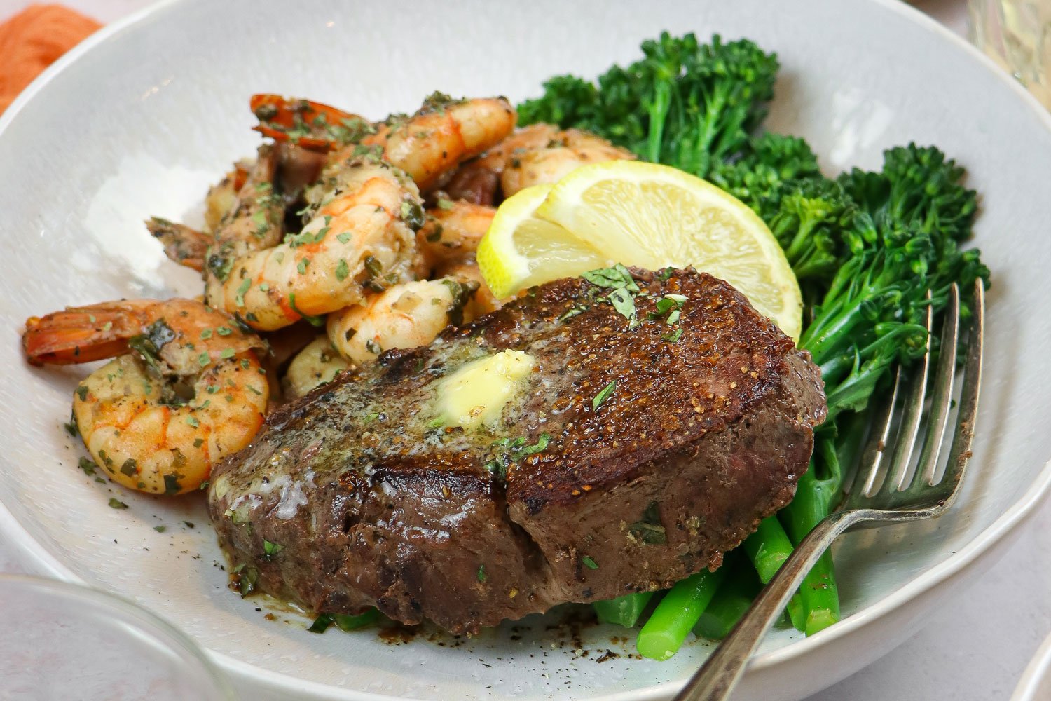 How To Pan Sear Filet Mignon Filet Mignon Broccolini Shrimp   20220201135336 Pan Seared Filet Mignon Served 