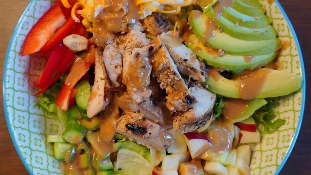 Image of Salade Au Satays De Poulet
