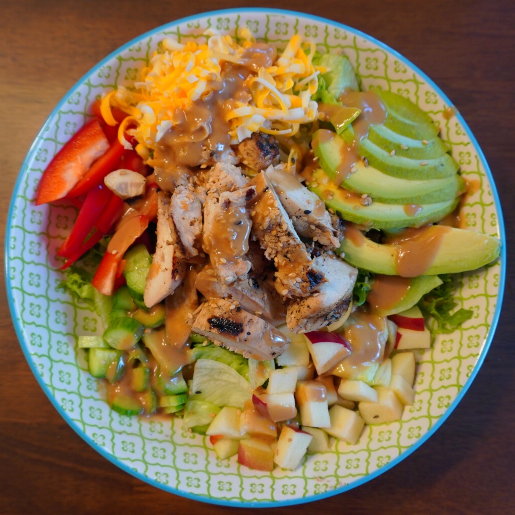 Salade Au Satays De Poulet