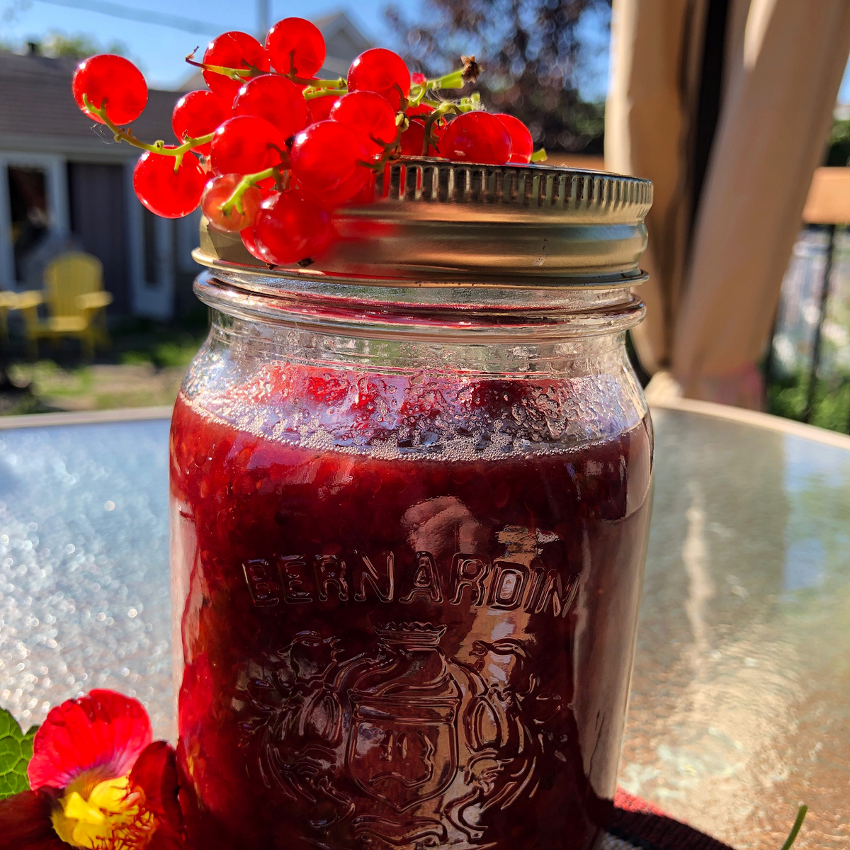 Confiture De Gadelles Et De Fraises