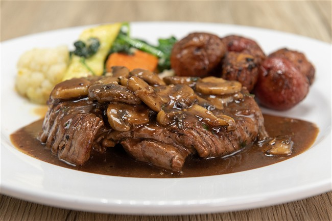 Image of Filet Mignon in Mushroom Wine Sauce