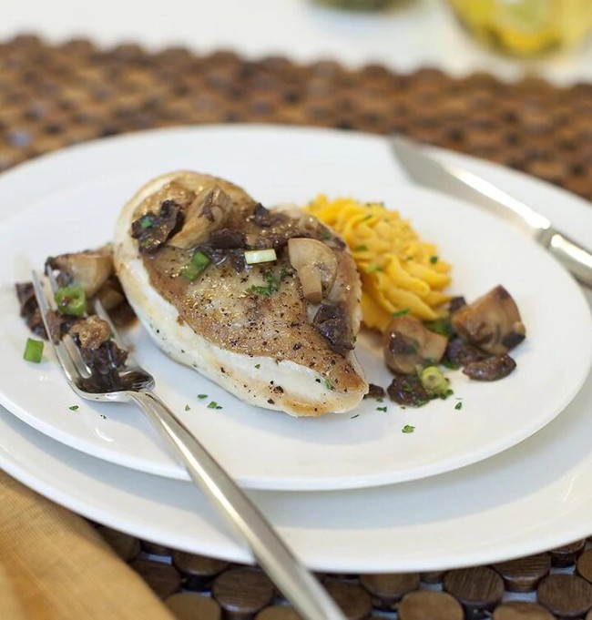 Image of Turkey Cutlets with Creamy Country Mustard Sauce