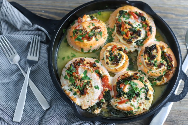 Image of Spinach & Tomato Salmon Pinwheels Recipe