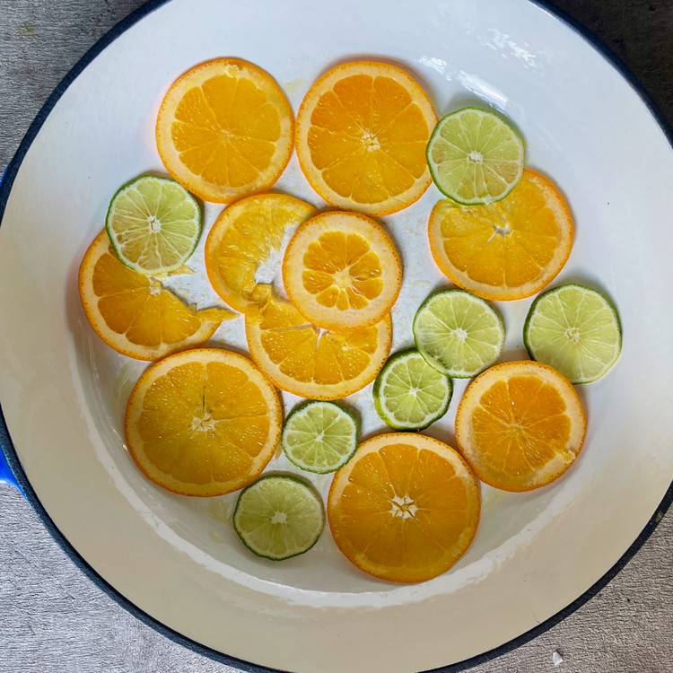 Image of Arrange the slices of citrus in a broiler safe dish or tray.