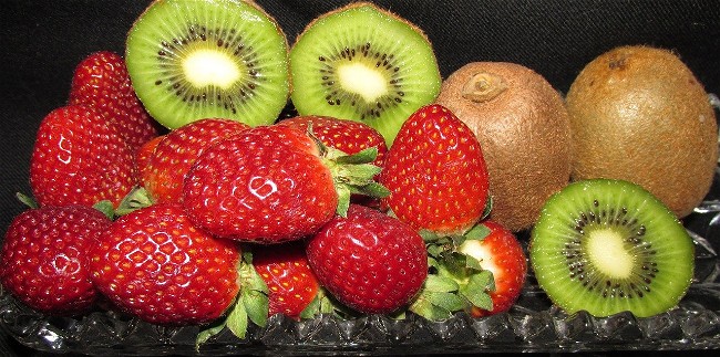Image of Easy Strawberry Kiwi Mead Recipe