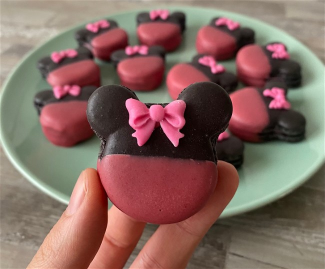 Image of Minnie Mouse Macarons