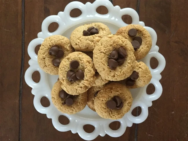 Image of Thumbprint Peanut Butter Cookies with Chocolate Chips