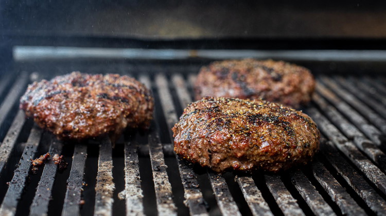 Image of Grill to medium with an internal temperature of 140ºF. This should take about 6-7 minutes.