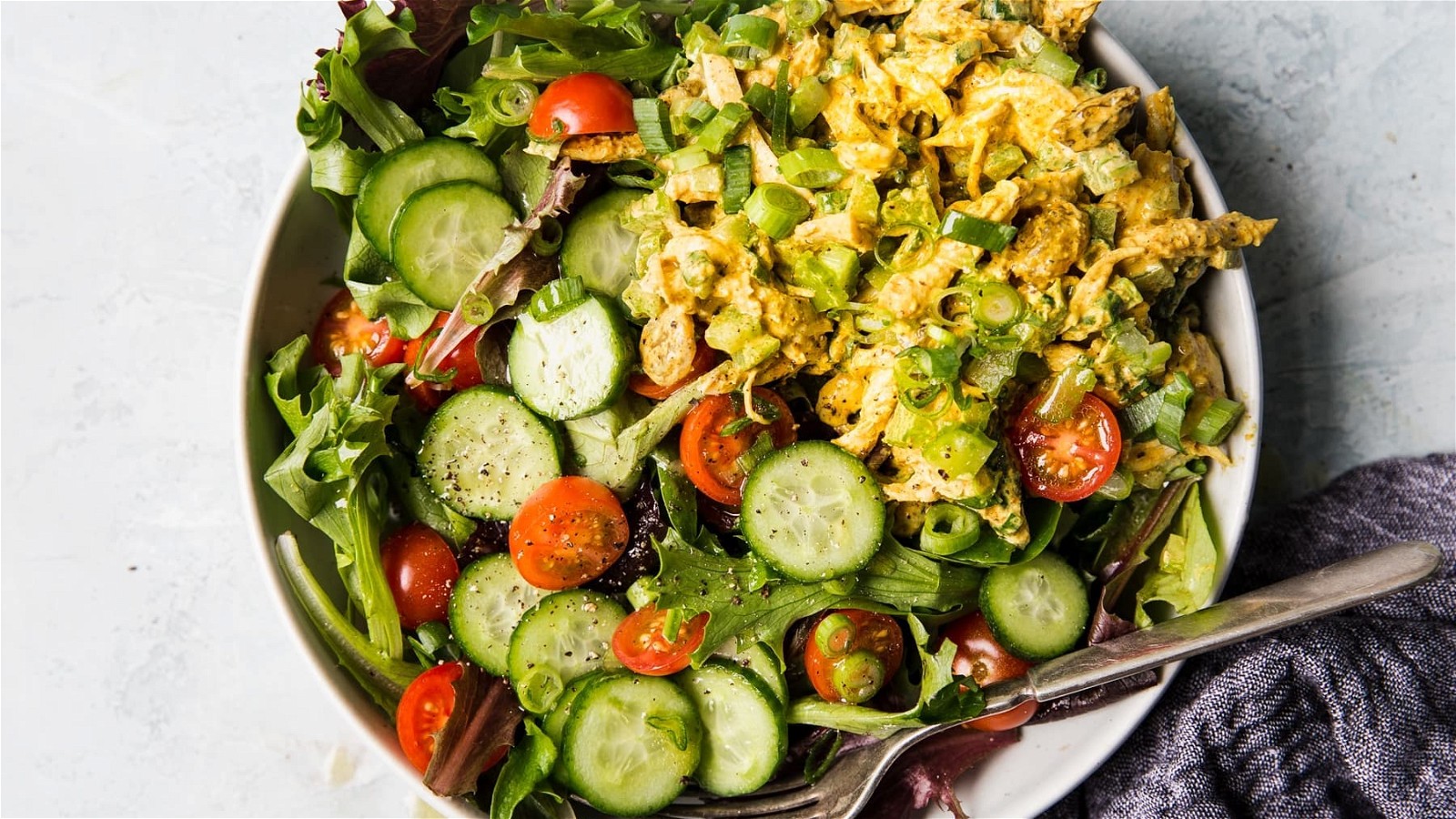 Image of Ensalada de pollo al curry