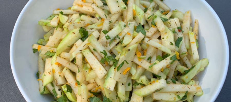 Crispy Kohlrabi Slaw