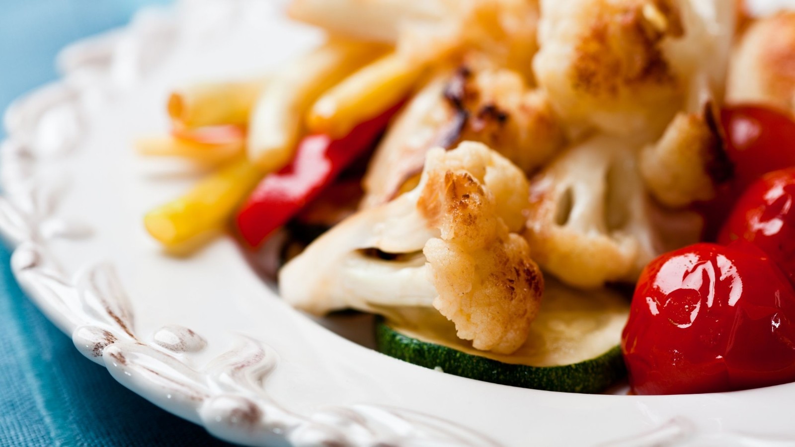 Image of Roasted Cauliflower, Tomatoes, and Chickpeas