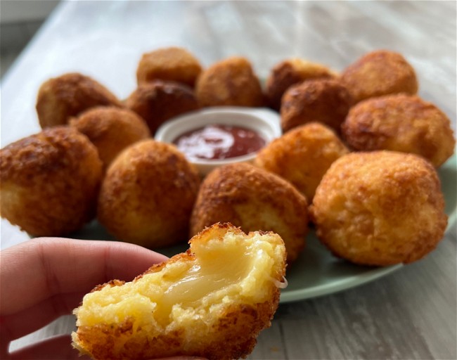 Image of frittierte Kartoffelbällchen