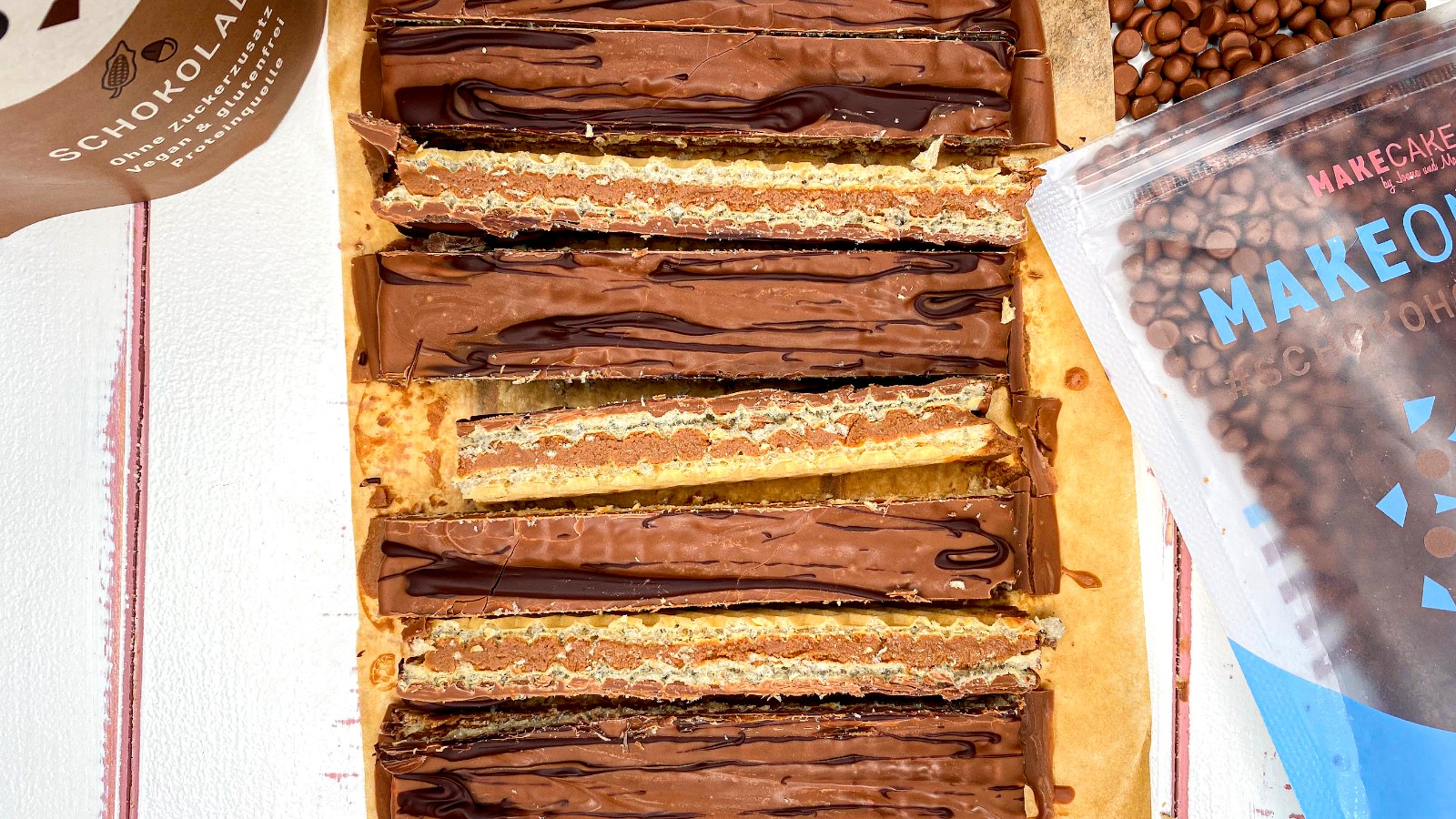 Image of BUENO RIEGEL IM MAKECAKE-STYLE