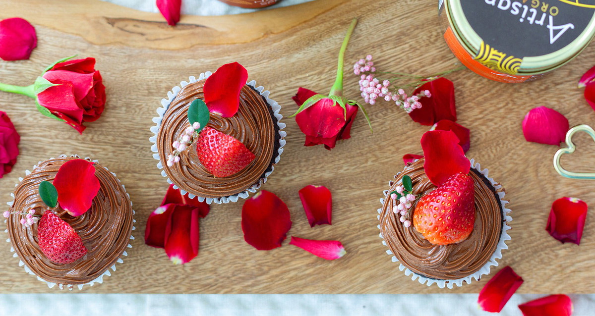 Chocolate Mousse Cupcakes | Vegan