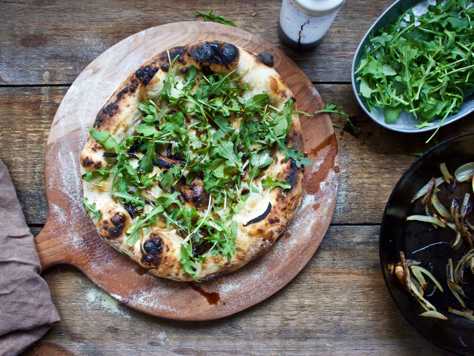 Arugula & Caramelized Onion Pizza - It's Delicious! – Baking Steel ®